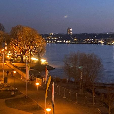 Wiesbaden Mainz Kostheim Bitte Nur Fuer Maennliche Only Men Gaeste المظهر الخارجي الصورة